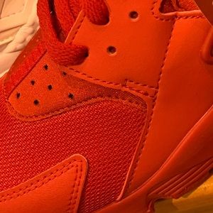 Meet your Posher, Youssef